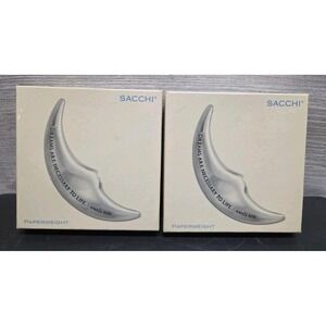 2 Sacchi, Paperweight Crescent Moon "Dreams are Necessary to Life" E6